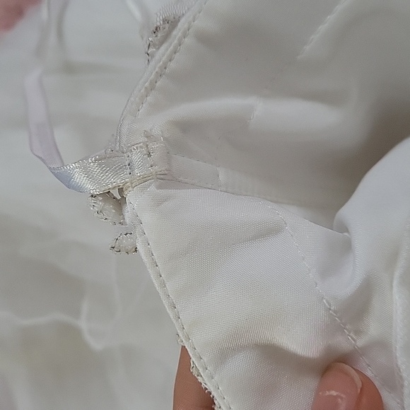 (A) Vintage 1980 Alyce Designs white beaded tea length dress size 8 - Picture 6 of 8